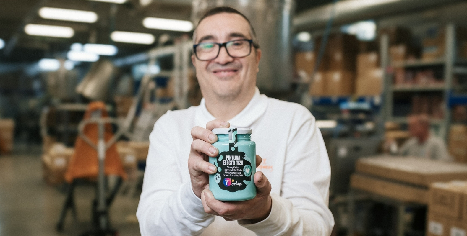 ¿Quieres ser distribuidor de una pintura con impacto social? Descubre TColors